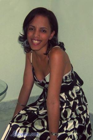 136090 - Yannatty Idade: 34 - Dominican Republic