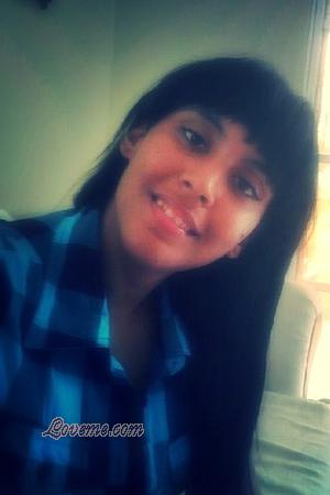 139644 - Nicol Idade: 32 - Dominican Republic