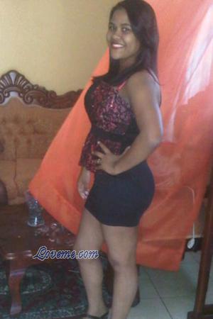 146141 - Caterine Idade: 29 - Dominican Republic
