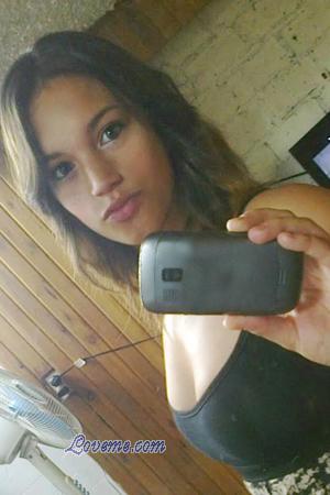 156021 - Agustina Idade: 32 - Argentina