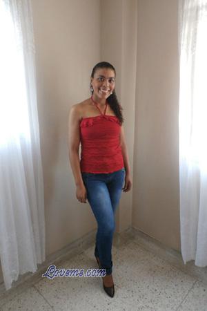 158810 - Yeimy Idade: 48 - Colômbia