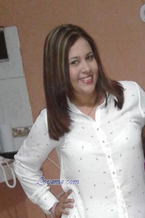 167817 - Berta Idade: 36 - Colômbia
