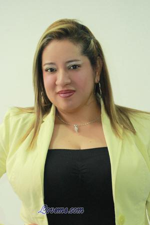 170140 - Claudia Milena Idade: 49 - Colômbia