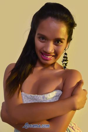 Ladies of As Filipinas
