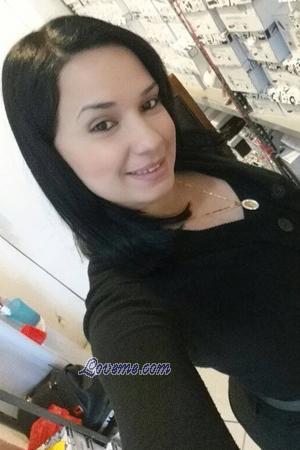 172948 - Yissel Idade: 35 - Dominican Republic
