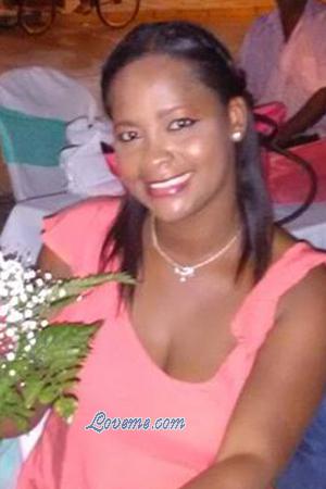 172950 - Yarludis Idade: 34 - Colômbia