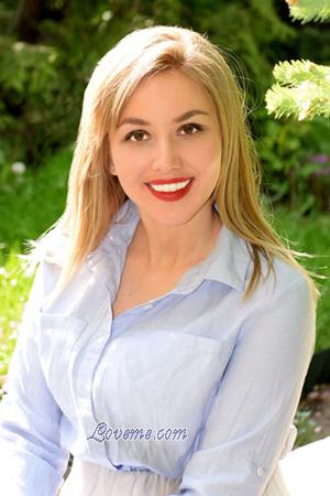 173034 - Ekaterina Idade: 30 - Ucrânia