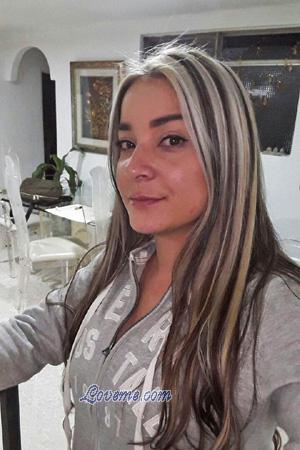 173726 - Marcela Idade: 41 - Colômbia