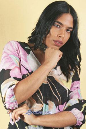 181062 - Sara Idade: 26 - Venezuela
