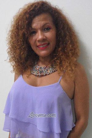 182657 - Leysmy Idade: 49 - Colômbia