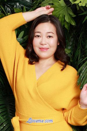 183208 - Lingling Idade: 43 - China