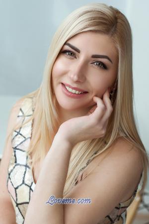 183587 - Olesya Idade: 39 - Cazaquistão
