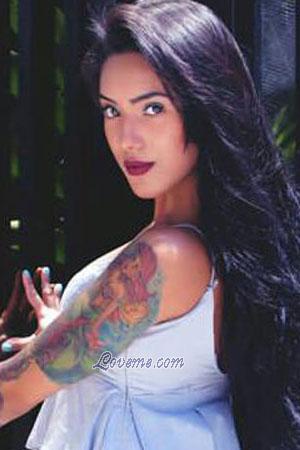 184579 - Kimberly Idade: 25 - Venezuela