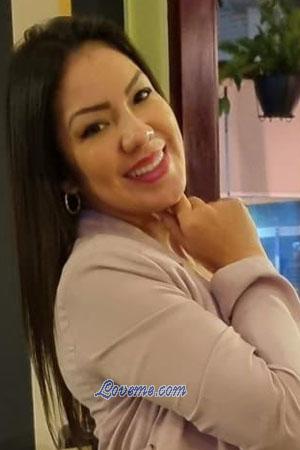 186680 - Yahaira Idade: 44 - Costa Rica