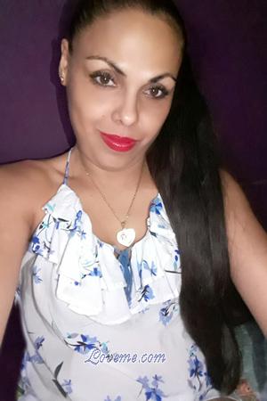 186681 - Estefany Idade: 39 - Costa Rica