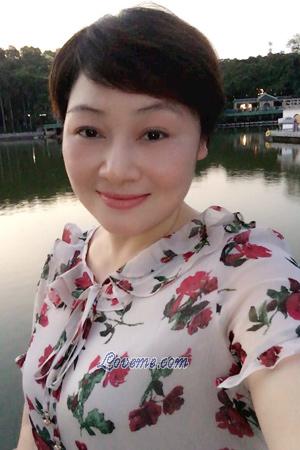 188175 - Mingxiu Idade: 53 - China