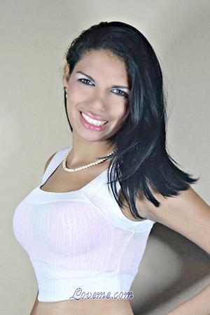 189473 - Laura Idade: 40 - Venezuela