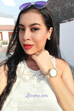 191781 - Ariana Idade: 26 - Colômbia