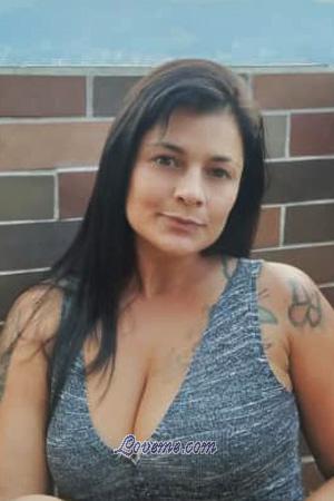 193143 - Isabel Idade: 38 - Colômbia