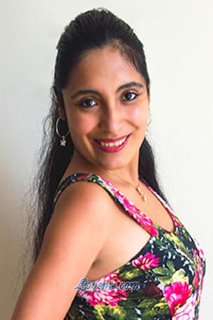 194367 - Gaby Idade: 34 - Peru