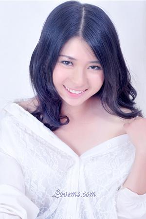 195682 - Yanling Idade: 33 - China