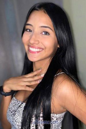 201584 - Daniela Idade: 22 - Colômbia