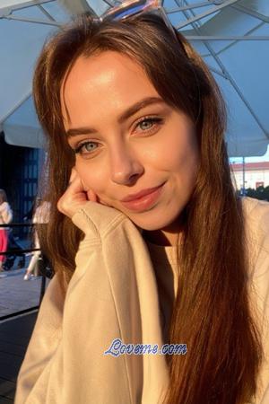 204112 - Anastasia Idade: 26 - Ucrânia