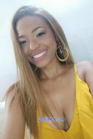206689 - Katheryn Idade: 27 - Colômbia