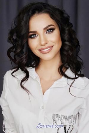 207818 - Julia Idade: 37 - Ucrânia