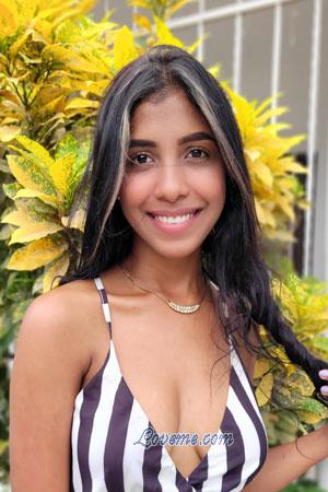 208287 - Maria Jose Idade: 22 - Colômbia