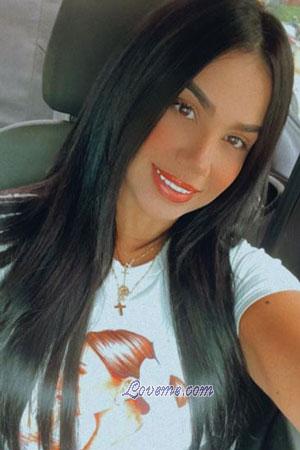 208590 - Yarly Idade: 31 - Colômbia