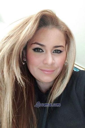 208854 - Andreina Idade: 38 - Peru