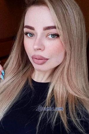 208983 - Oksana Idade: 24 - Ucrânia