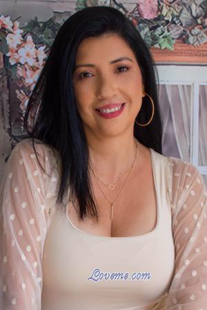 212567 - Chelly Idade: 53 - Peru