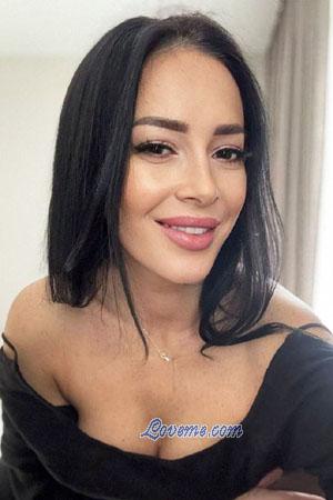 212619 - Yulia Idade: 44 - Ucrânia