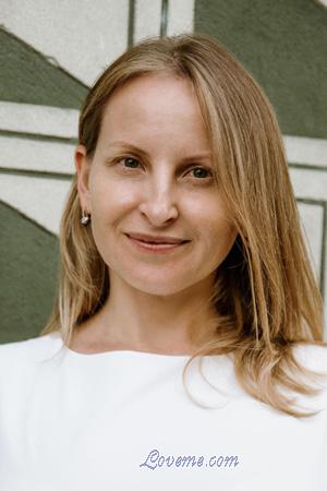214044 - Olena Idade: 42 - Ucrânia