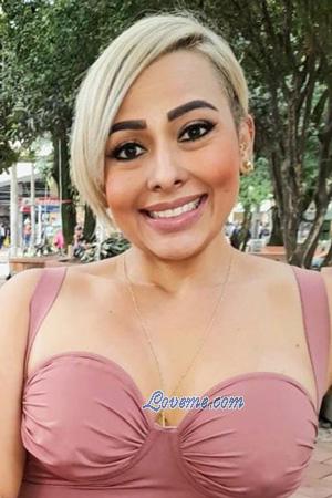 214753 - Vanessa Idade: 34 - Colômbia