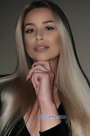 214816 - Viktoria Idade: 24 - Ucrânia