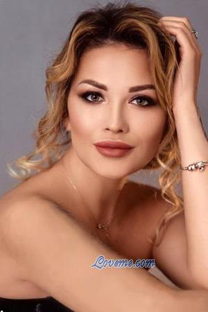 216868 - Alina Idade: 33 - Ucrânia