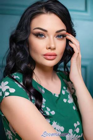 216873 - Alina Idade: 33 - Ucrânia