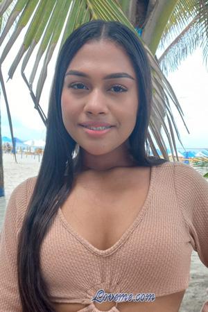 216903 - Maria de Jesus Idade: 19 - Colômbia