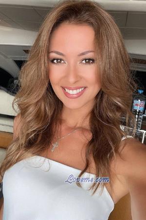 217551 - Yulia Idade: 42 - Ucrânia