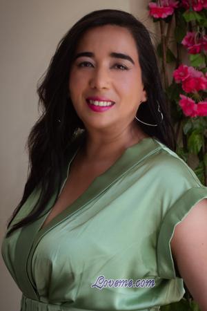 217593 - Pamela Idade: 45 - Peru