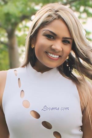 218751 - Zuleima Idade: 44 - Colômbia