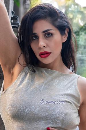 219055 - Viridiana Idade: 37 - México