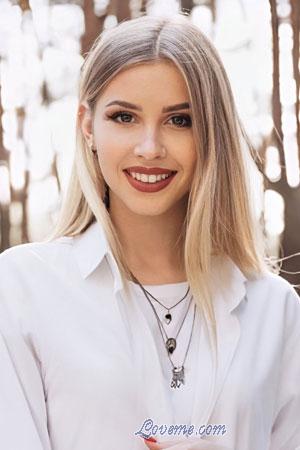 219085 - Anastasia Idade: 28 - Ucrânia