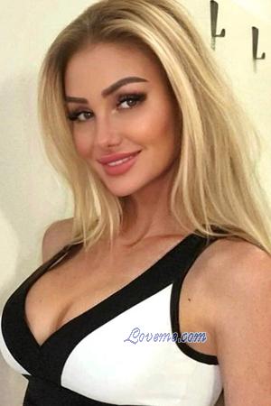 220851 - Camilla Idade: 42 - Eslováquia