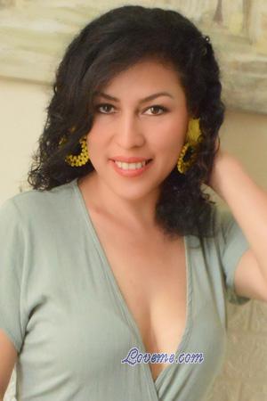 221249 - Karina Idade: 48 - Peru