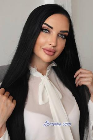221606 - Svitlana Idade: 39 - Ucrânia