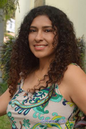 222057 - Patricia Idade: 50 - Peru